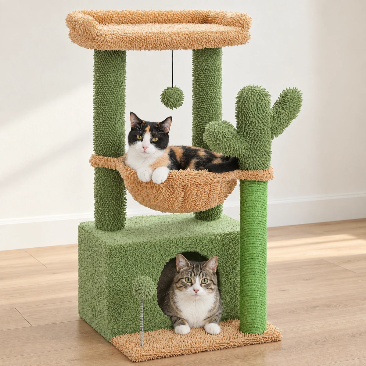 Arbre à Chat Vert installé dans un salon lumineux