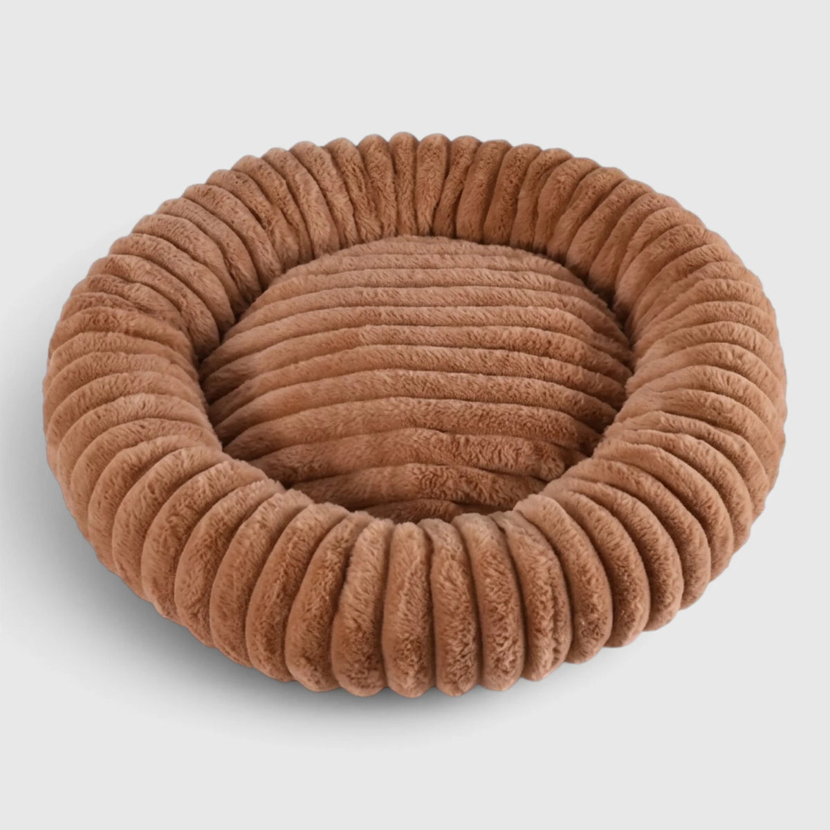Panier rond chat marron en peluche côtelée